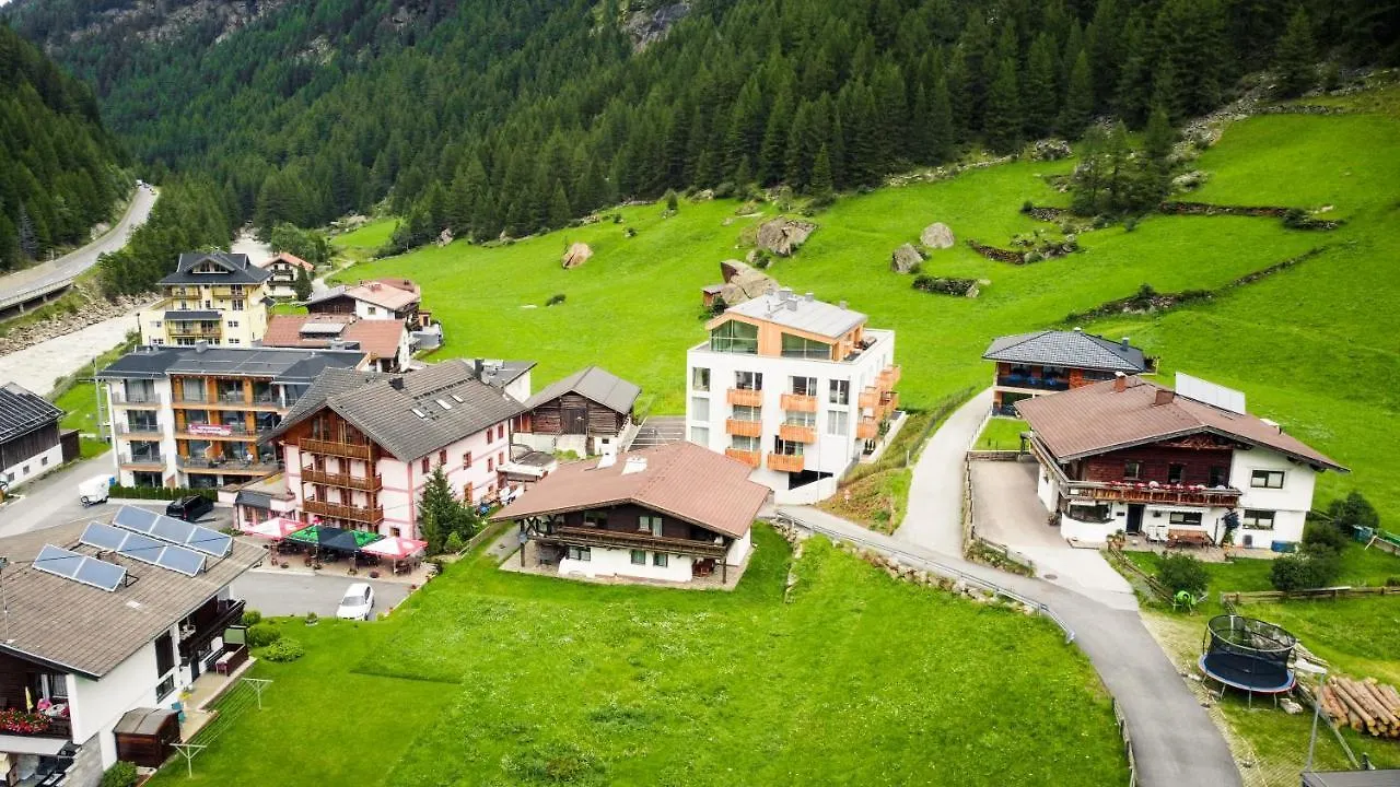 All-Suite Resort Zwieselstein - Soelden Aparthotel Solden